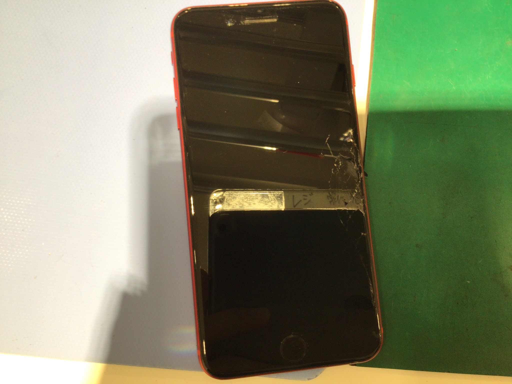 iPhone8Plusの修理はスマホ修理工房グランデュオ蒲田店にお任せ下さい！